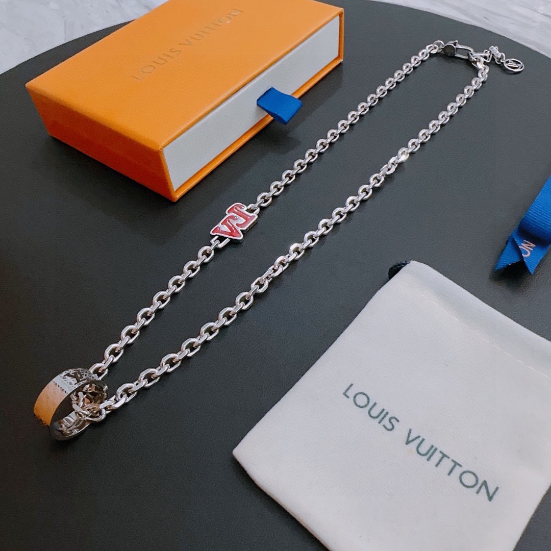 Louis Vuitton Necklaces